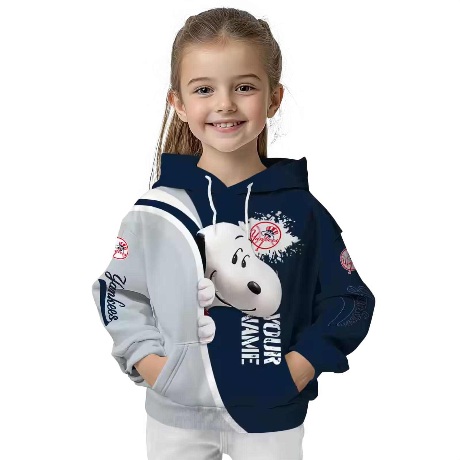 customized new york yankees peeking snoopy navy hoodie top rated