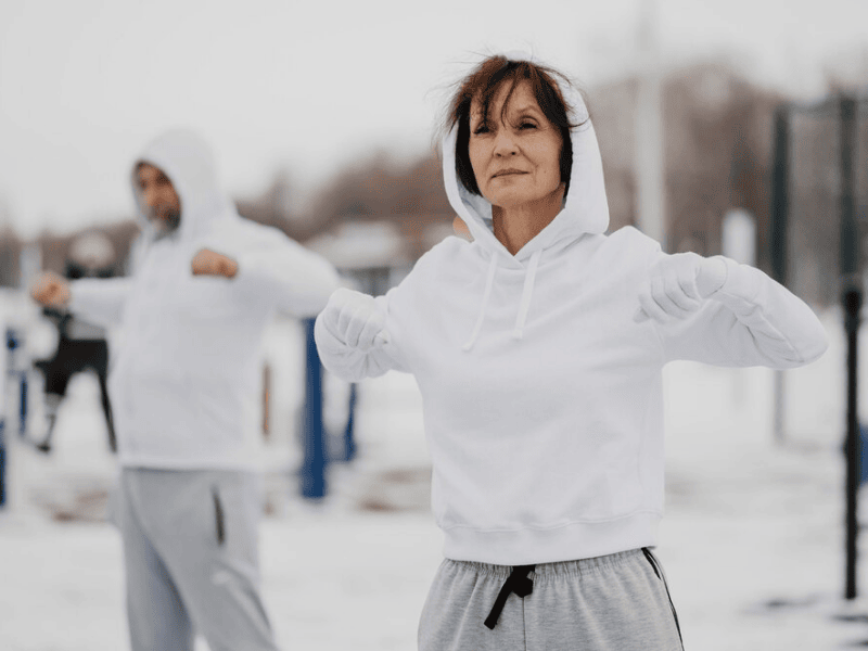 Working out in a hoodie still has some benefits Working out in a hoodie still has some benefits