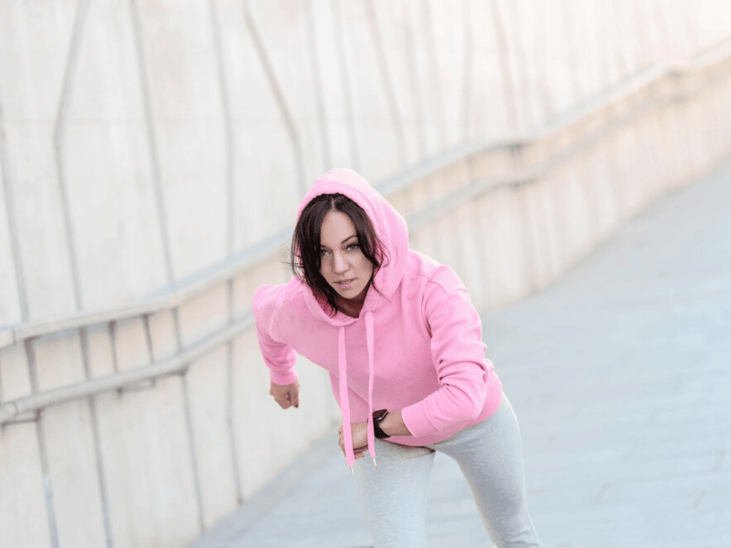 Wearing a hoodie is only beneficial before you start running Wearing a hoodie is only beneficial before you start running